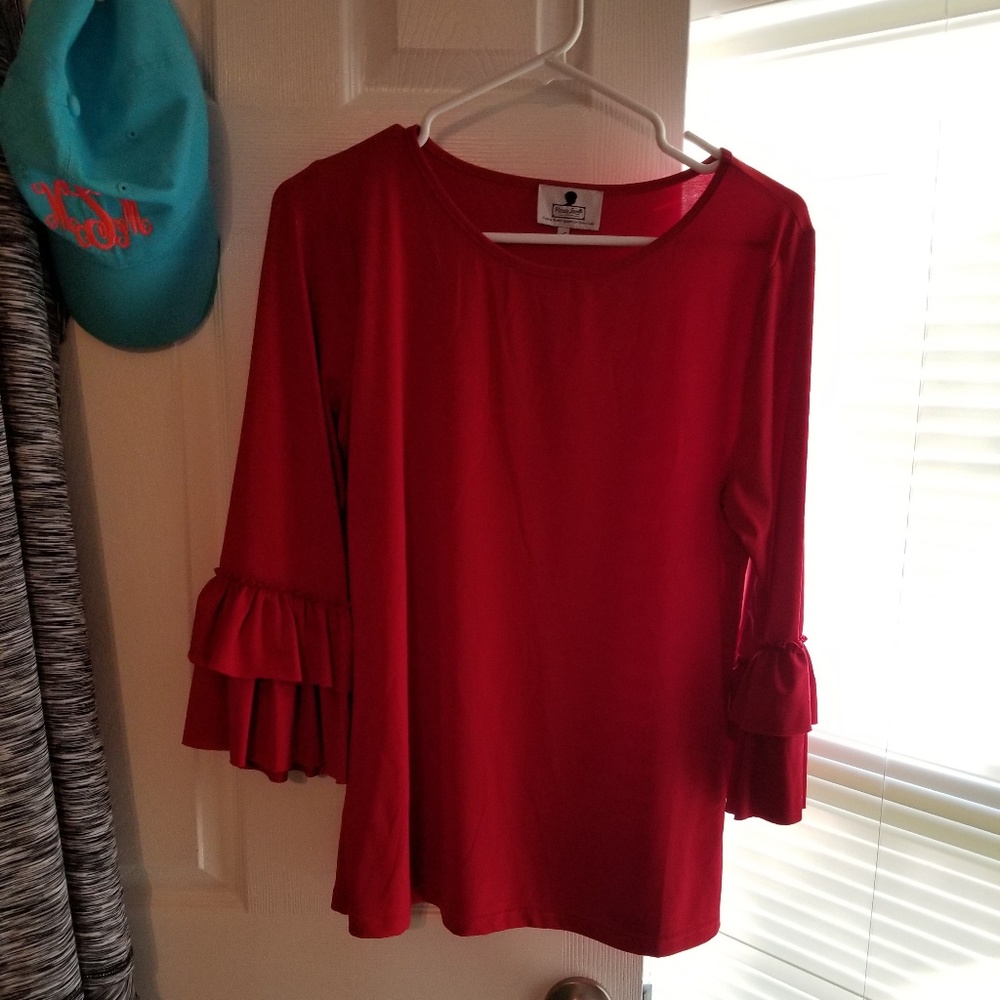 2 Dainty jewells shirts